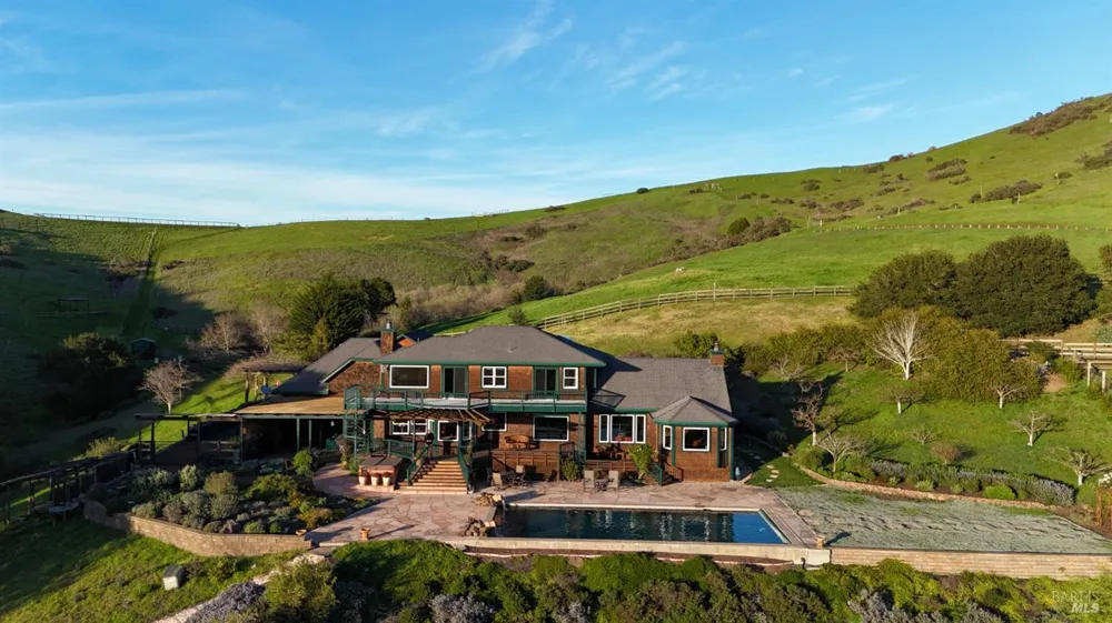 6381 Nicasio Valley Road Nicasio, CA 94946