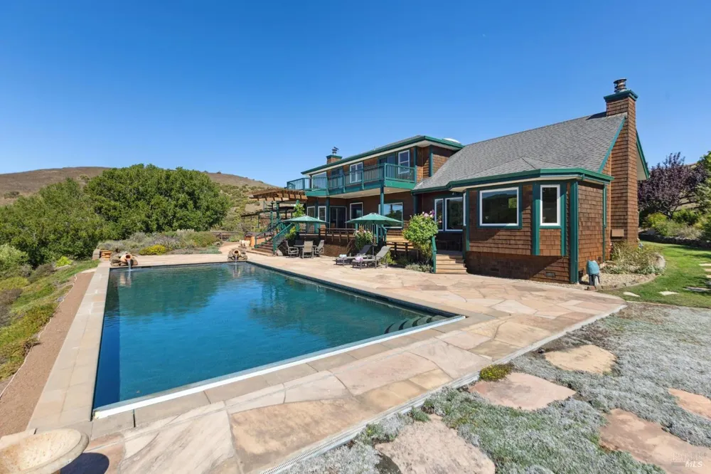 6381 Nicasio Valley Road Nicasio, CA 94946