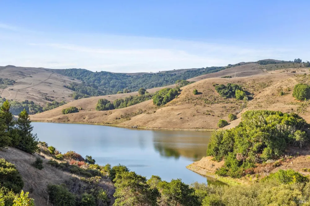 6381 Nicasio Valley Road Nicasio, CA 94946