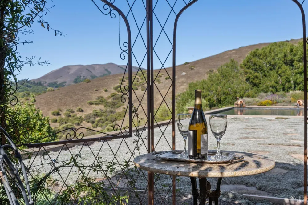 6381 Nicasio Valley Road Nicasio, CA 94946