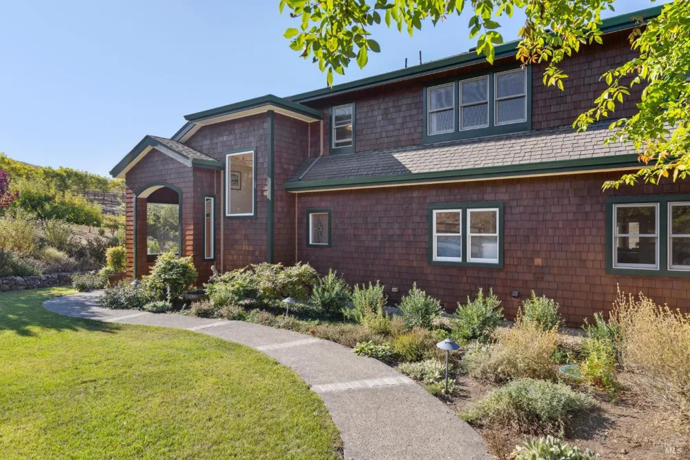 6381 Nicasio Valley Road Nicasio, CA 94946