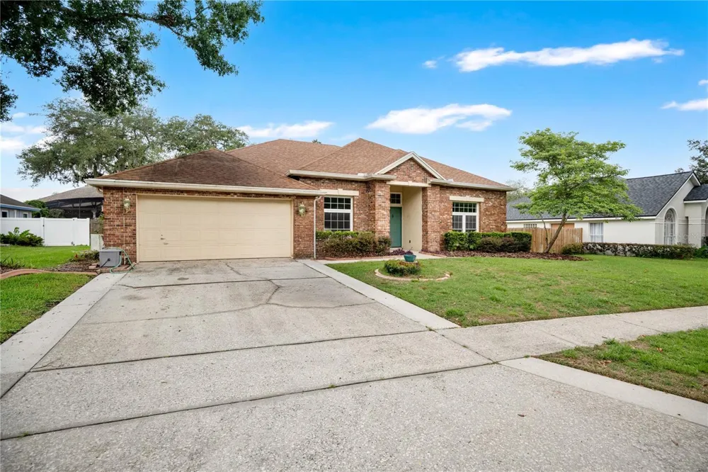 3886 KINGSTON OAKS COVE Oviedo, FL 32765