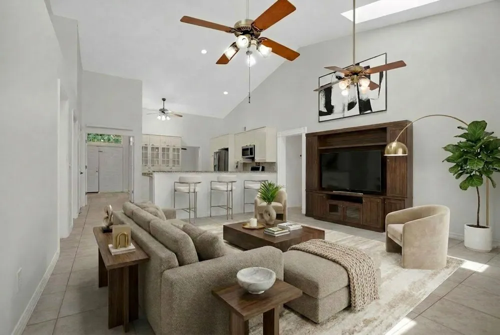 3886 KINGSTON OAKS COVE Oviedo, FL 32765