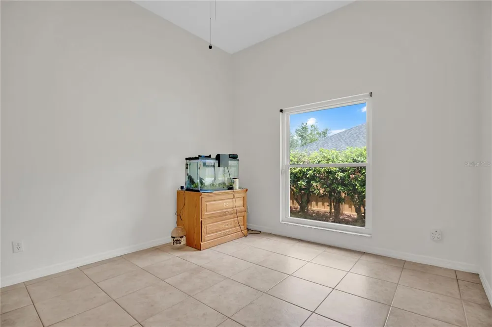 3886 KINGSTON OAKS COVE Oviedo, FL 32765