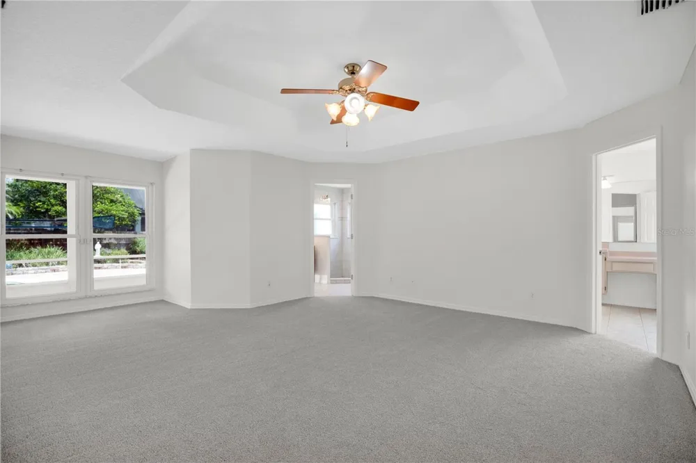 3886 KINGSTON OAKS COVE Oviedo, FL 32765