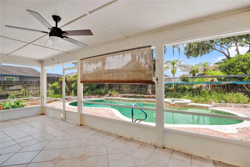 3886 KINGSTON OAKS COVE Oviedo, FL 32765