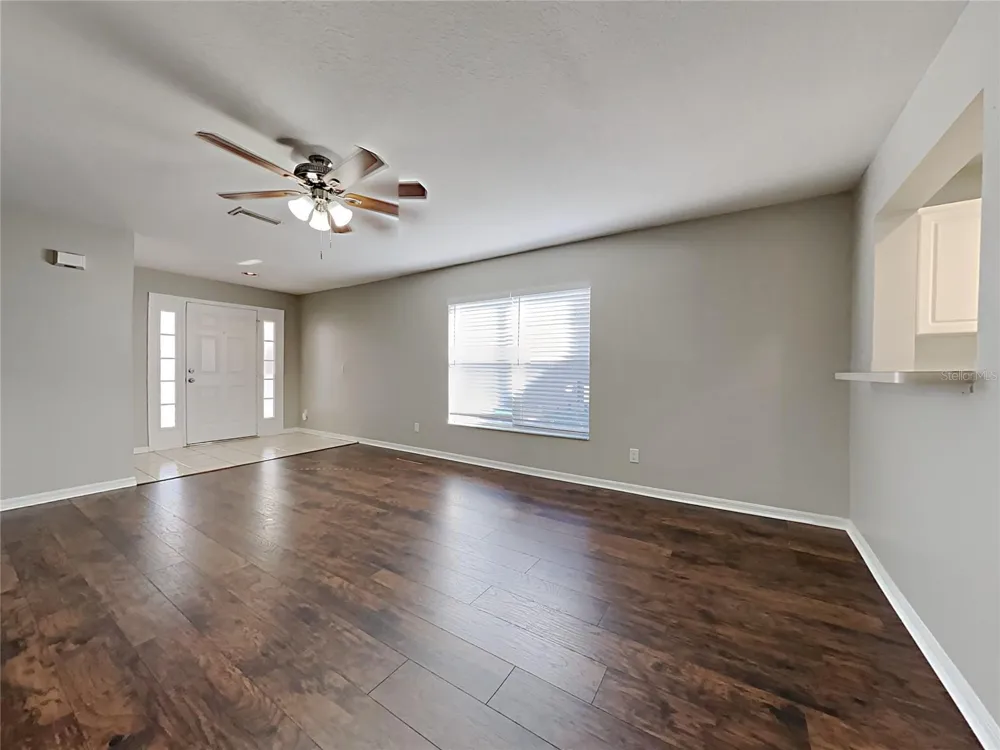 404 SUMMER SAILS DRIVE Valrico, FL 33594
