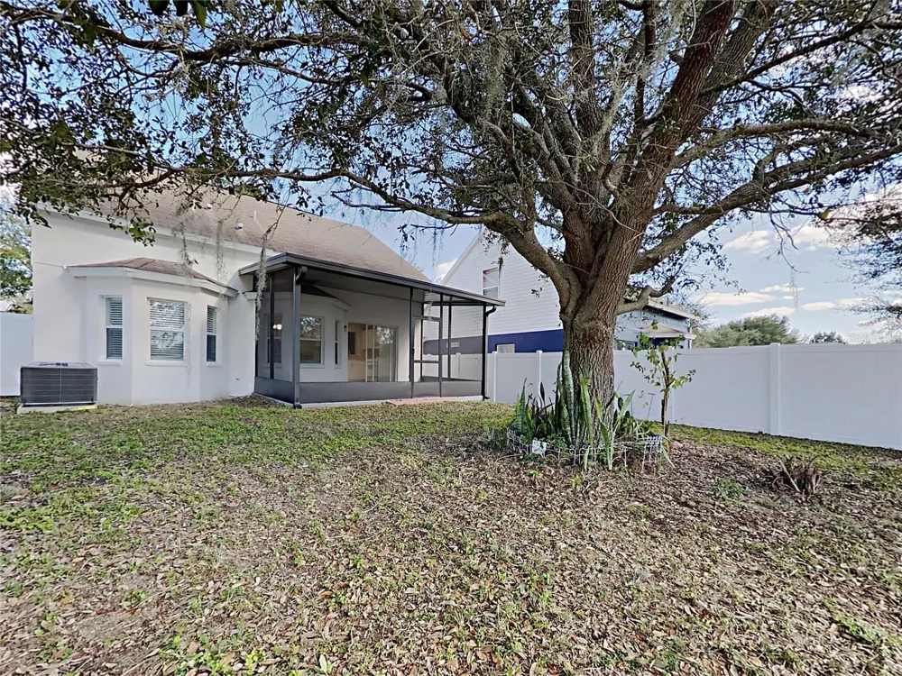 404 SUMMER SAILS DRIVE Valrico, FL 33594
