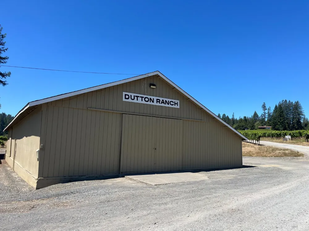 11480 Graton Road Sebastopol, CA 95472