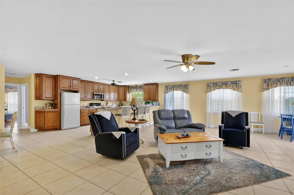 17269 B SE 260TH AVENUE ROAD Umatilla, FL 32784