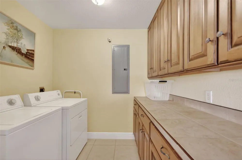 17269 B SE 260TH AVENUE ROAD Umatilla, FL 32784