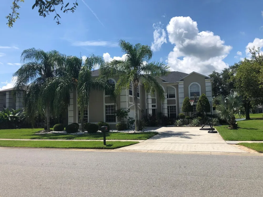 2226 WESTBOURNE DRIVE Oviedo, FL 32765