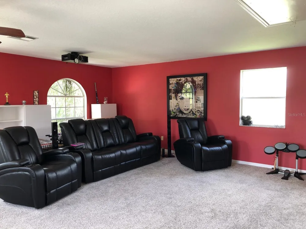 2226 WESTBOURNE DRIVE Oviedo, FL 32765