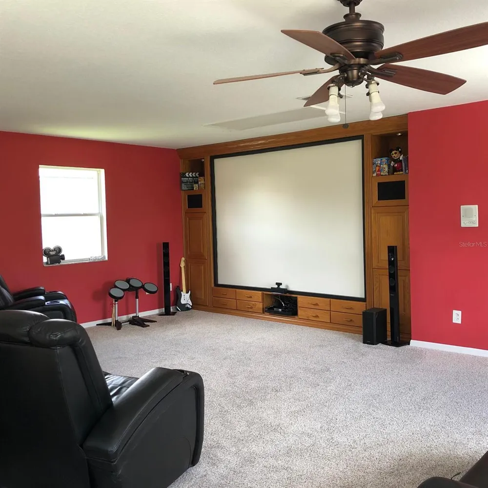 2226 WESTBOURNE DRIVE Oviedo, FL 32765