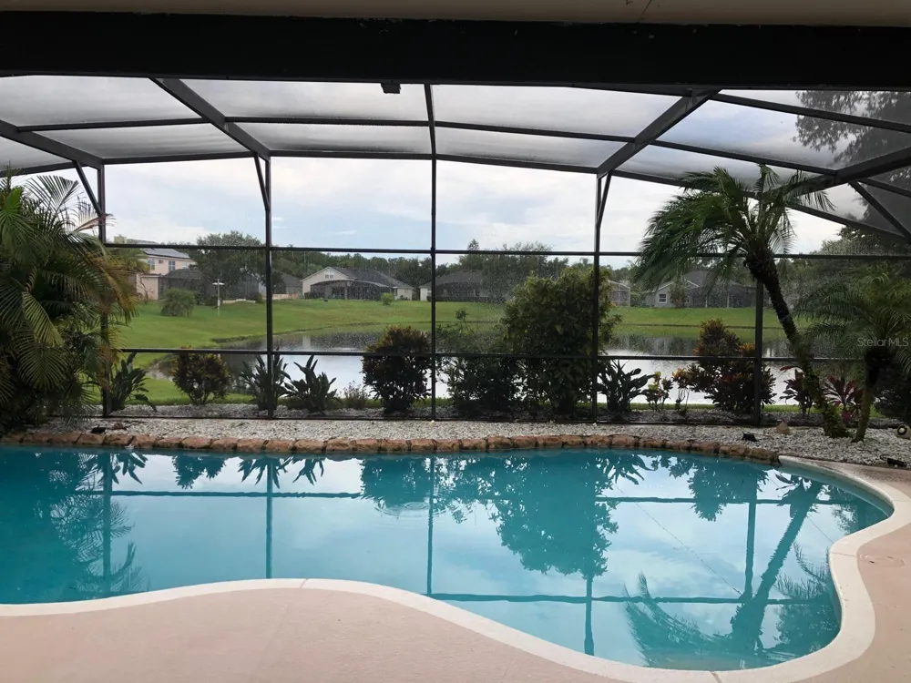 2226 WESTBOURNE DRIVE Oviedo, FL 32765