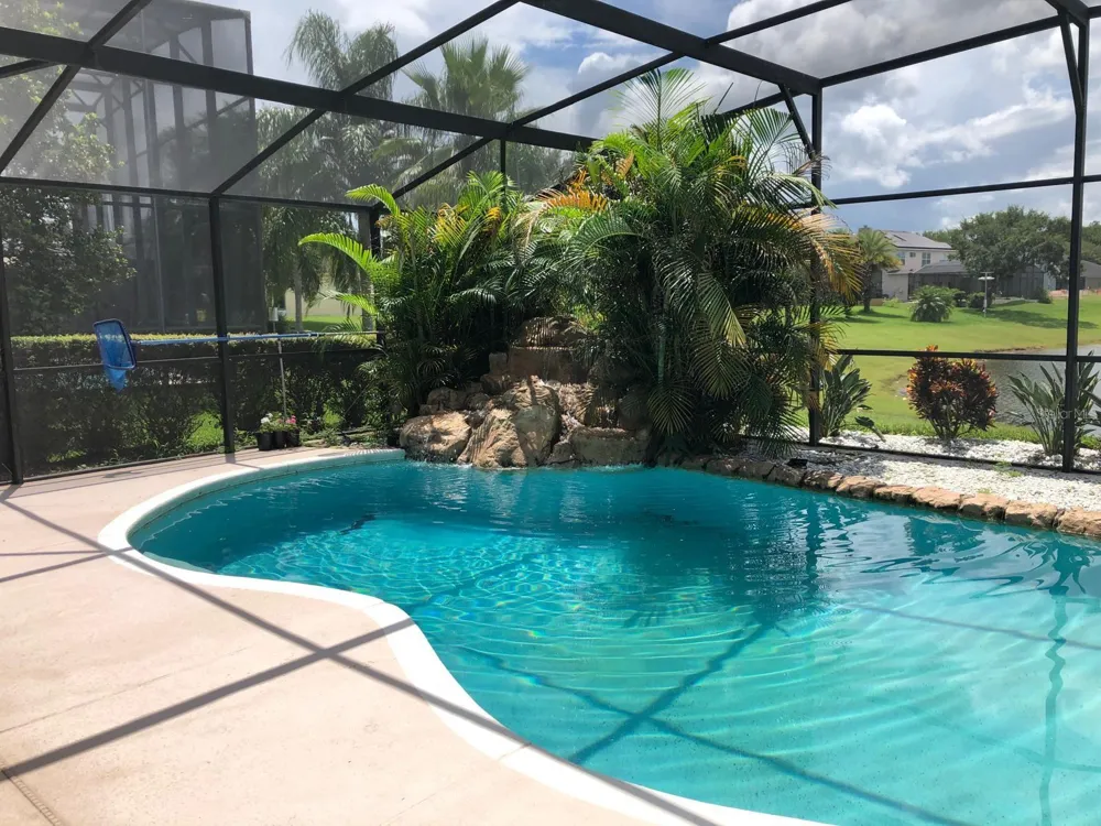 2226 WESTBOURNE DRIVE Oviedo, FL 32765