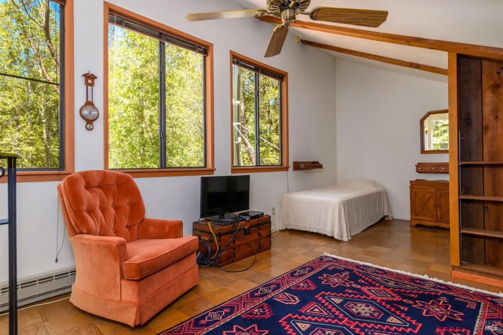 37870 Ocean Ridge Drive Gualala, CA 95445