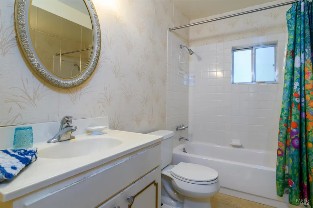 37870 Ocean Ridge Drive Gualala, CA 95445