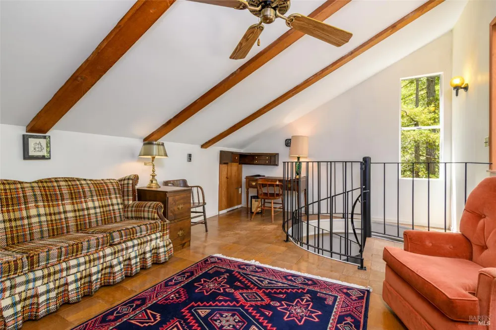 37870 Ocean Ridge Drive Gualala, CA 95445