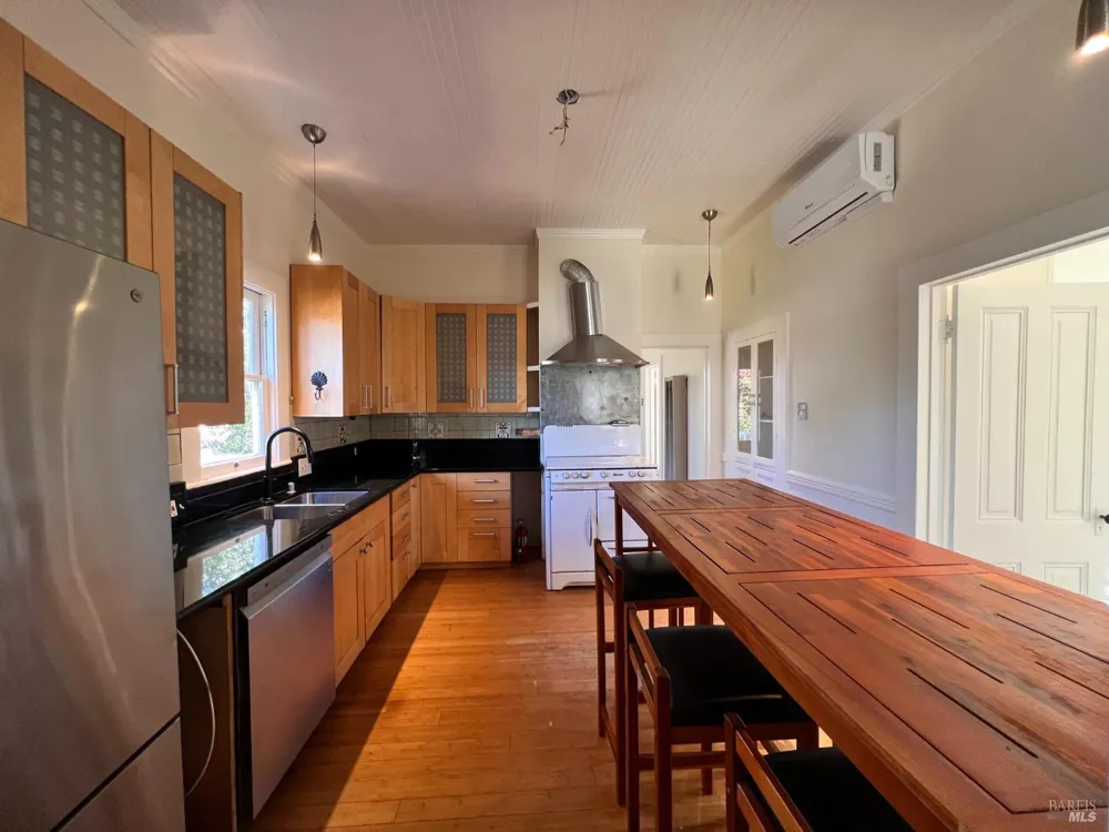 310 Boyce Street Santa Rosa, CA 95401