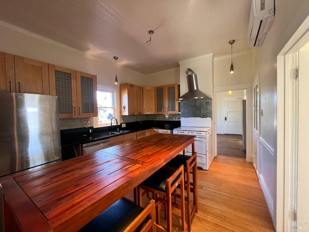 310 Boyce Street Santa Rosa, CA 95401