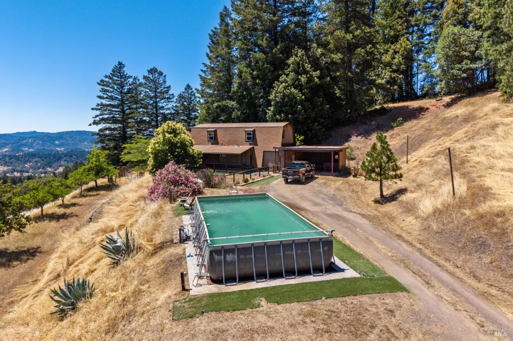 3550 Chinquapin Drive Willits, CA 95490