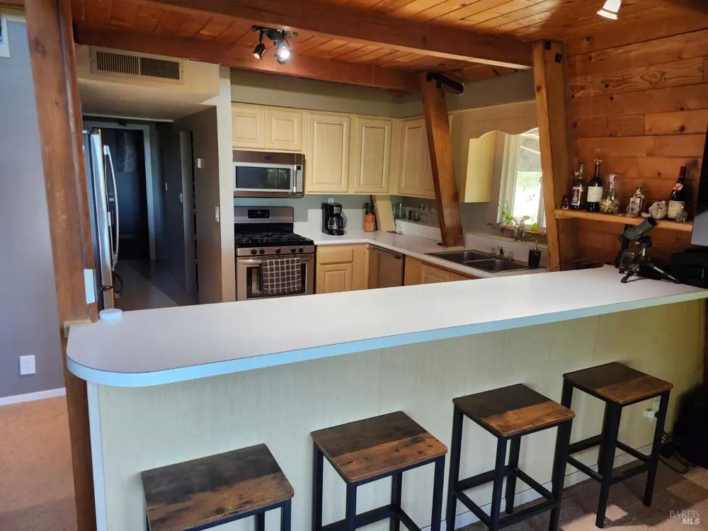 3550 Chinquapin Drive Willits, CA 95490