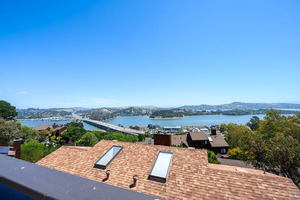 254 Headlands Court Sausalito, CA 94965