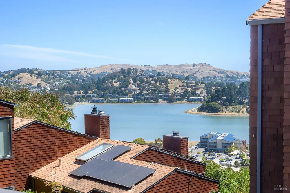 254 Headlands Court Sausalito, CA 94965