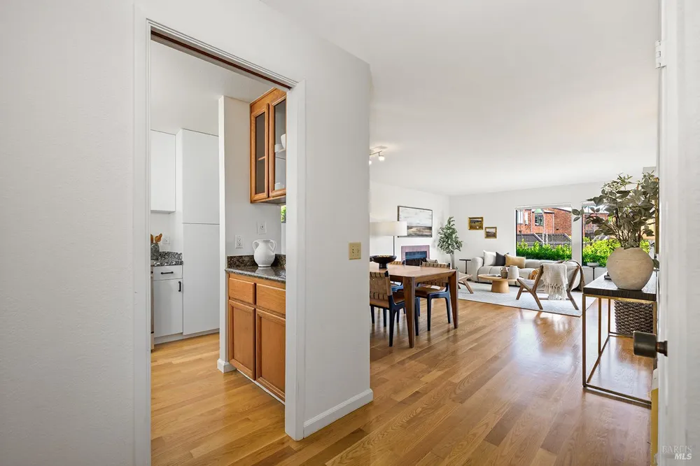 254 Headlands Court Sausalito, CA 94965