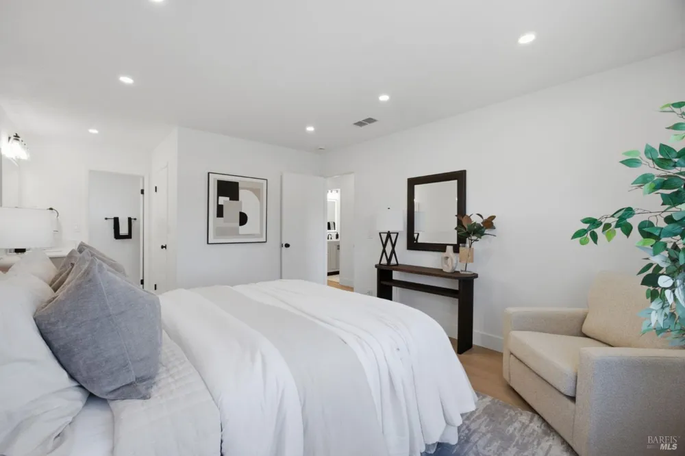 206 Millbrook Way Vacaville, CA 95687