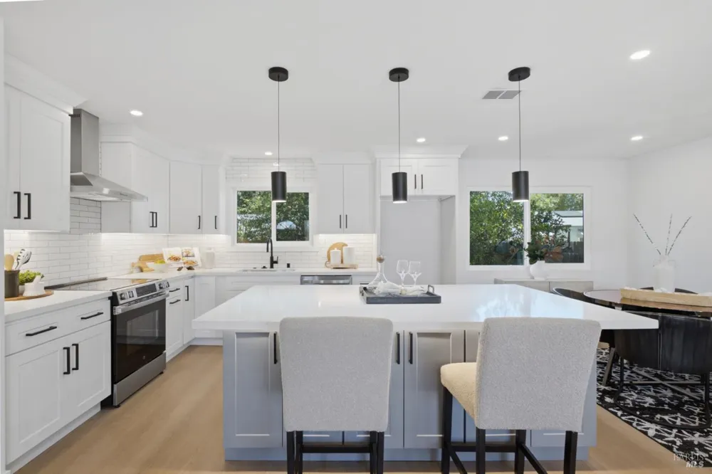 206 Millbrook Way Vacaville, CA 95687