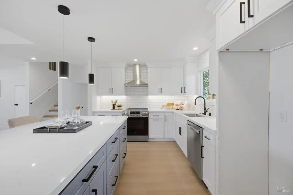 206 Millbrook Way Vacaville, CA 95687
