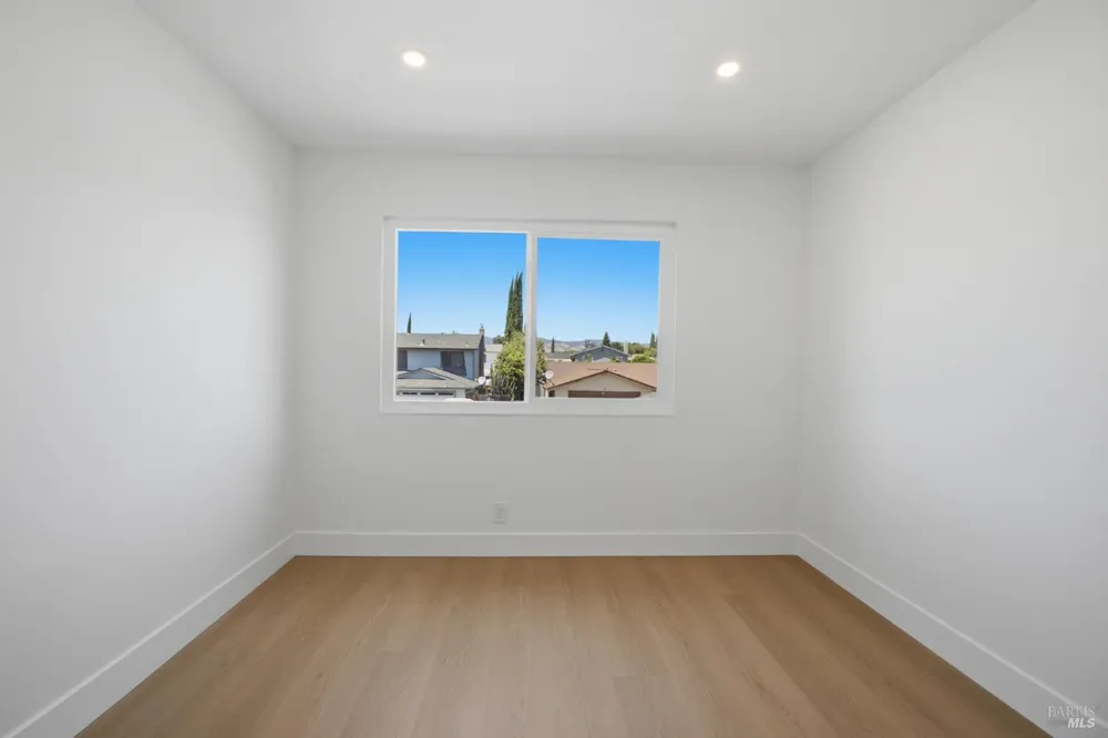 206 Millbrook Way Vacaville, CA 95687