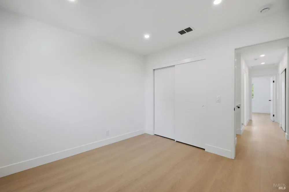 206 Millbrook Way Vacaville, CA 95687