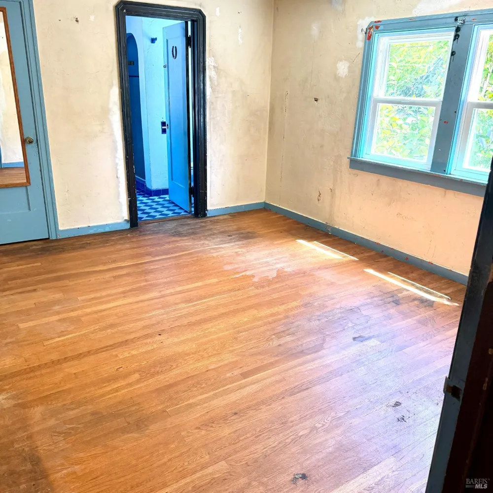 1824 Austin Way Santa Rosa, CA 95404