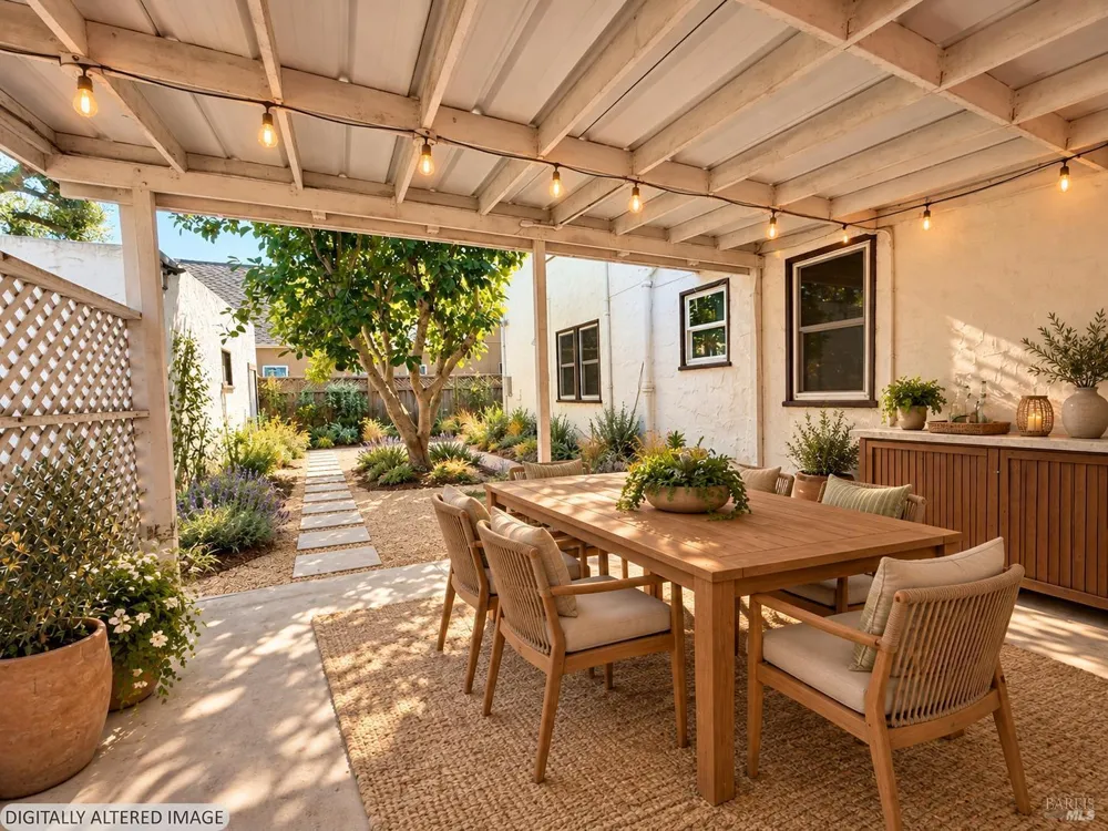 1824 Austin Way Santa Rosa, CA 95404