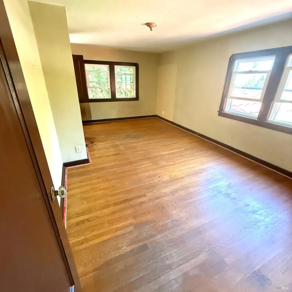 1824 Austin Way Santa Rosa, CA 95404