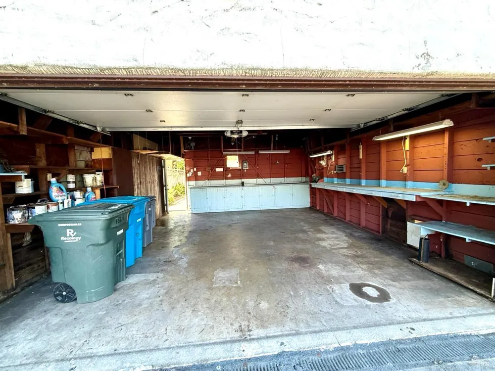 1824 Austin Way Santa Rosa, CA 95404