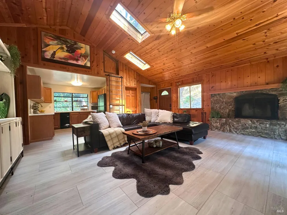 12067 Pleasant Way Sunol, CA 94586