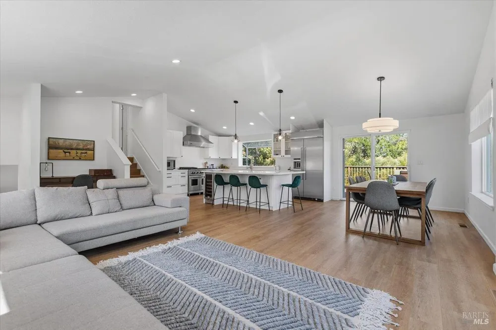 4329 Sonoma Mountain Road Santa Rosa, CA 95404