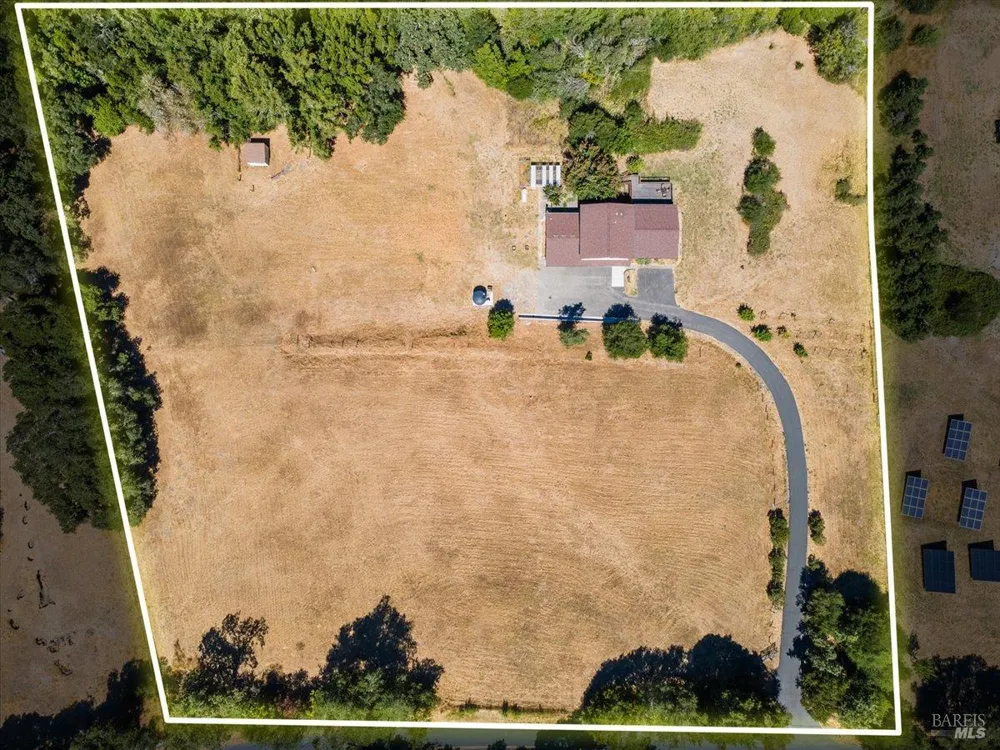 4329 Sonoma Mountain Road Santa Rosa, CA 95404