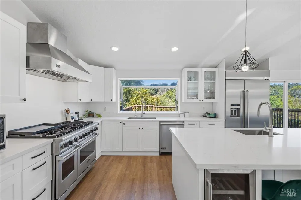 4329 Sonoma Mountain Road Santa Rosa, CA 95404