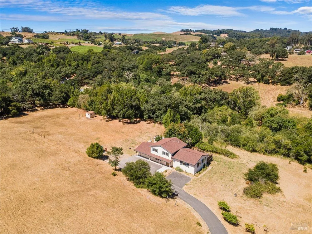 4329 Sonoma Mountain Road Santa Rosa, CA 95404