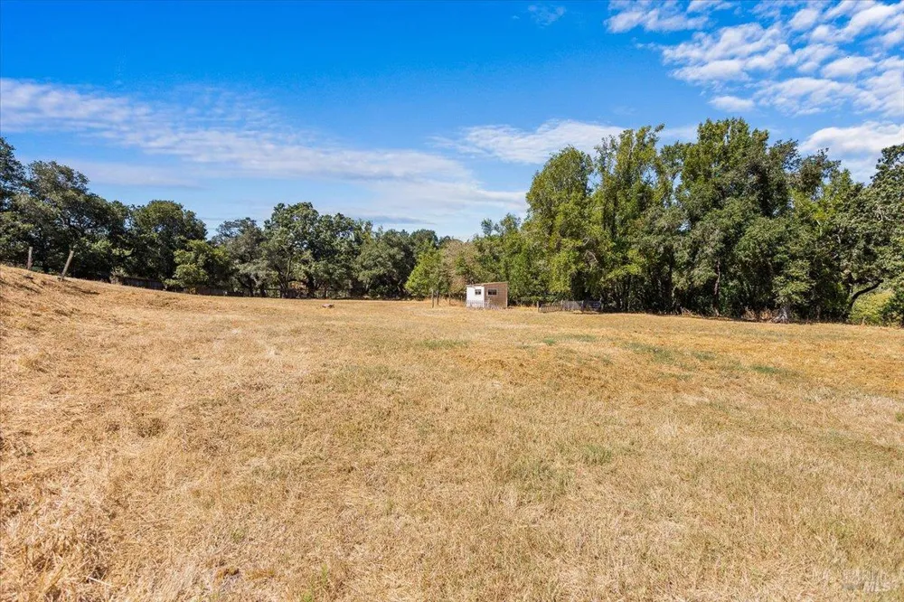 4329 Sonoma Mountain Road Santa Rosa, CA 95404
