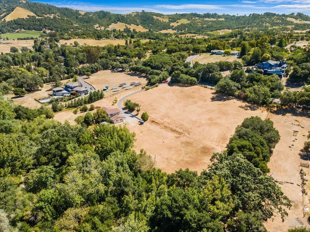 4329 Sonoma Mountain Road Santa Rosa, CA 95404