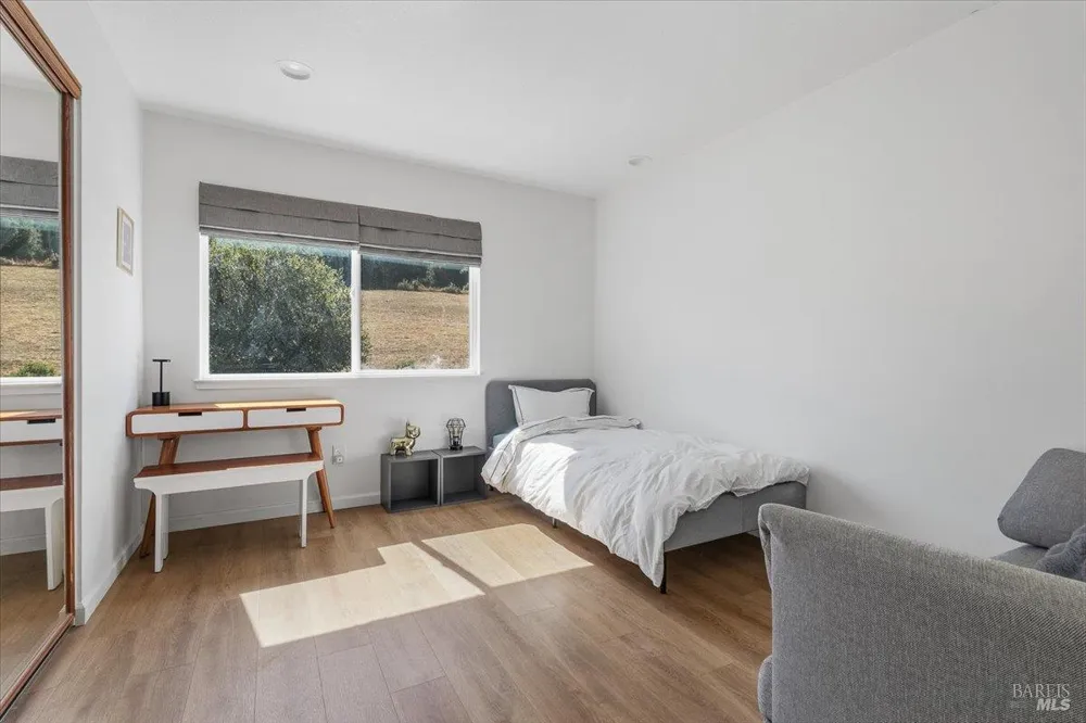 4329 Sonoma Mountain Road Santa Rosa, CA 95404