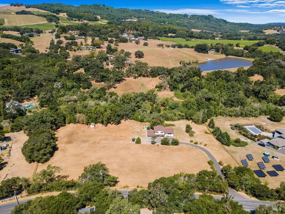 4329 Sonoma Mountain Road Santa Rosa, CA 95404