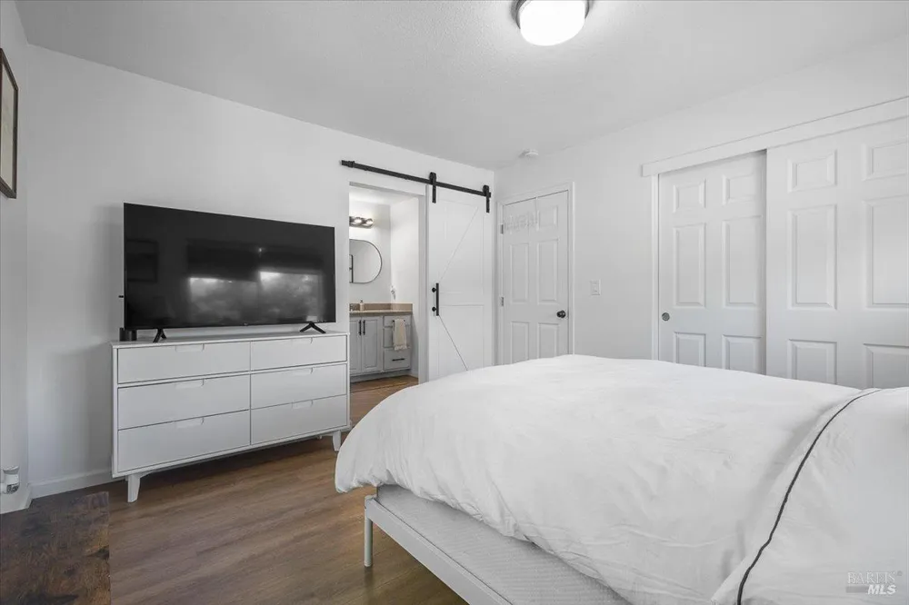 4329 Sonoma Mountain Road Santa Rosa, CA 95404