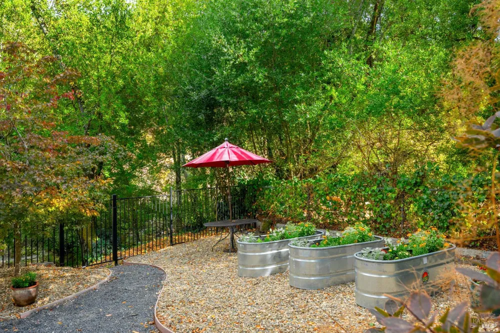 4300 Warm Springs Road Glen Ellen, CA 95442